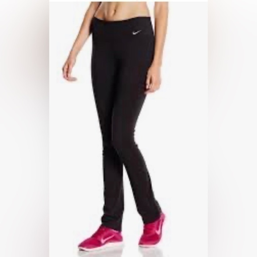 Nike Dri Fit Black straight leg leggings size medium